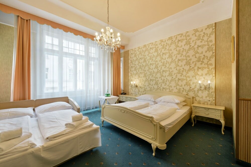 Фото Hotel Pension Baronesse