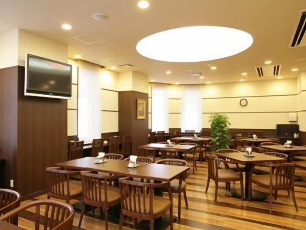 Фото Hotel Route-Inn Kanda Ekimae