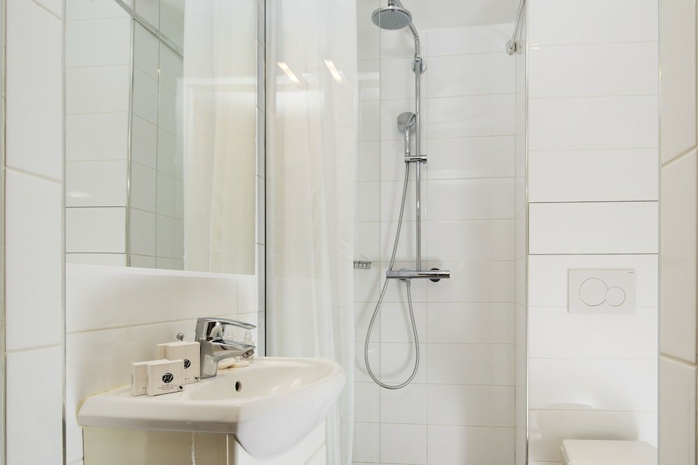 Фото Hotel and Residence du Lion d'Or