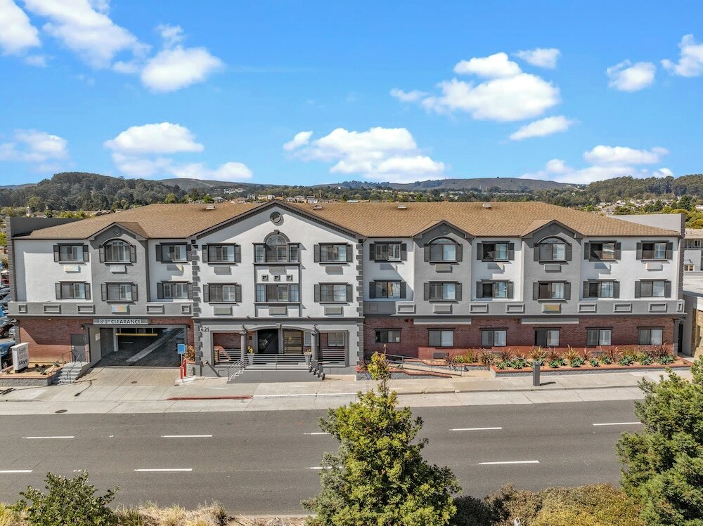 Фото Super 8 by Wyndham San Bruno sf Intl Arpt West
