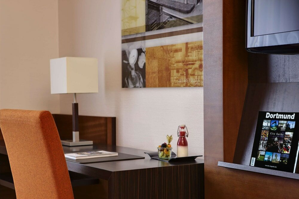 Фото Steigenberger Hotel Dortmund