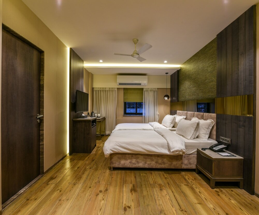 Фото Hotel Orient Regency