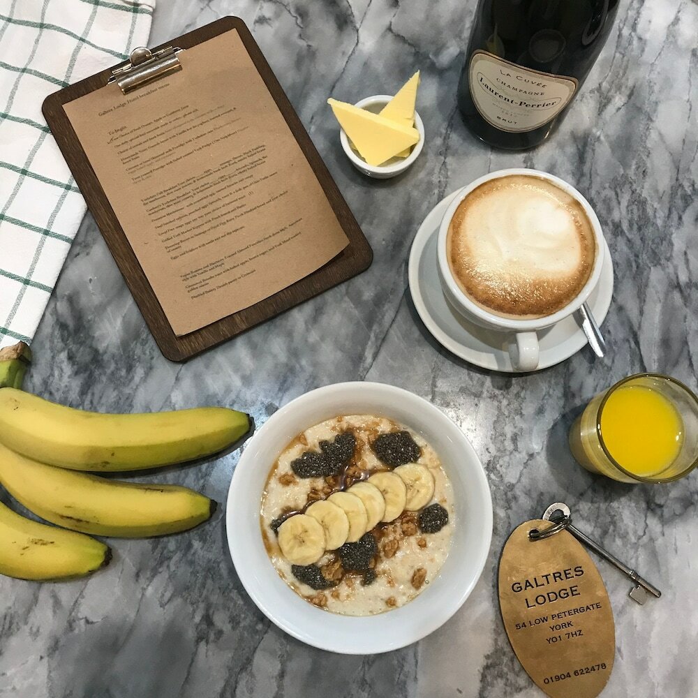 Фото Galtres Lodge Hotel