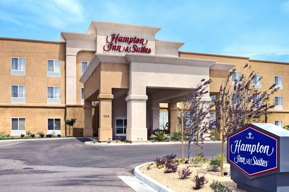 Фото Hampton Inn & Suites Ridgecrest