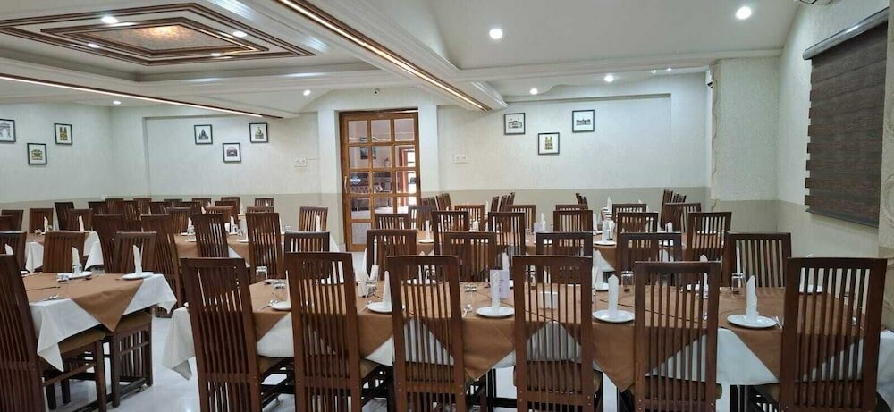 Фото The Rajgir Residency