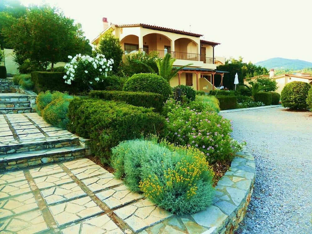 Фото Milia Bay Hotel Apartments