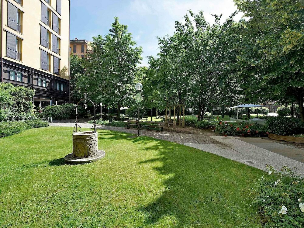 Фото Mercure Bologna Centro