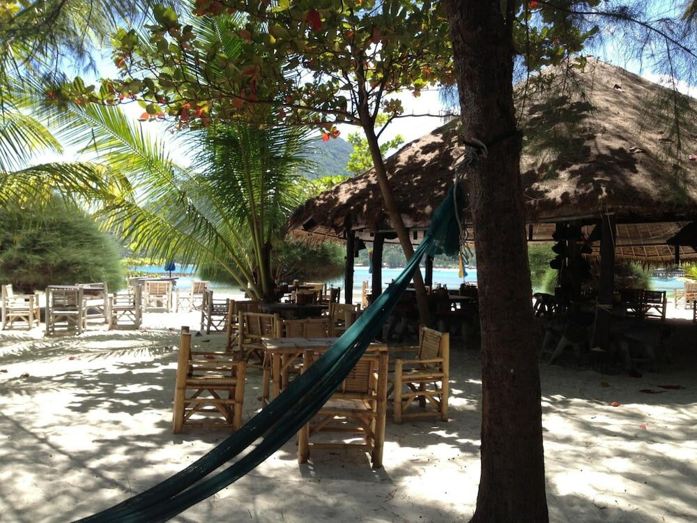 Фото Malibu Beach Bungalows