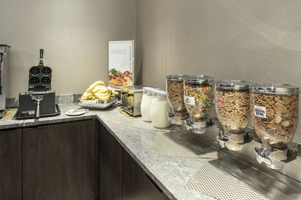 Фото Fairfield Inn & Suites by Marriott Boston Logan Airport/Chelsea
