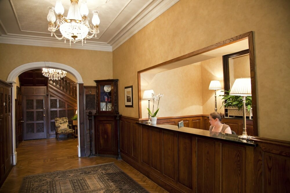 Фото Rowton Hall Hotel and SPA