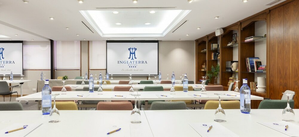 Фото Inglaterra Hotel