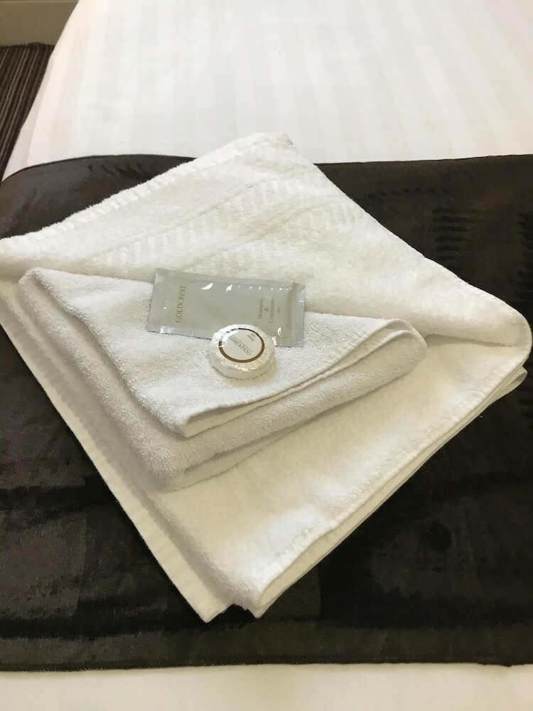 Фото The Feathers Hotel