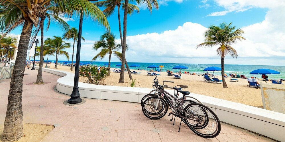 Фото Ocean Beach Club Hotel