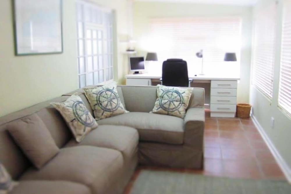 Фото 16 On Main Arniston