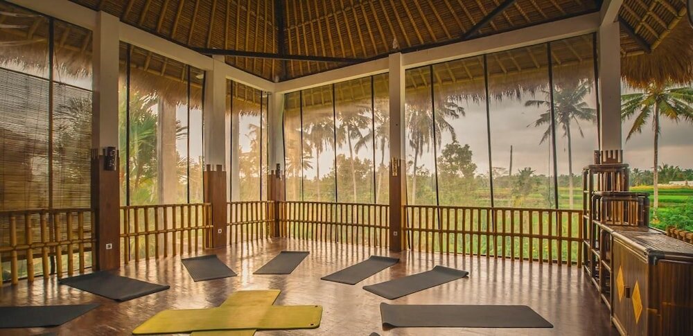 Фото Karang Lila Bhuana