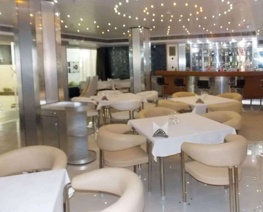 Фото Airport City Hotel