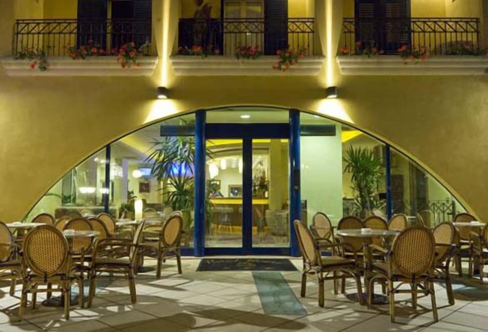 Фото Hotel Vanni