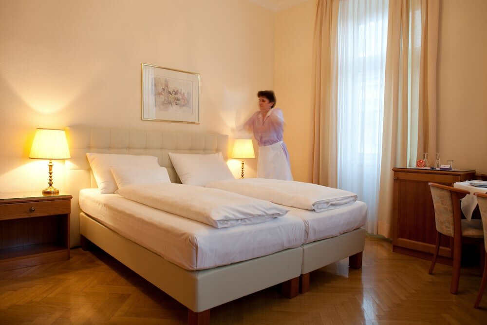 Фото Hotel Schwalbe