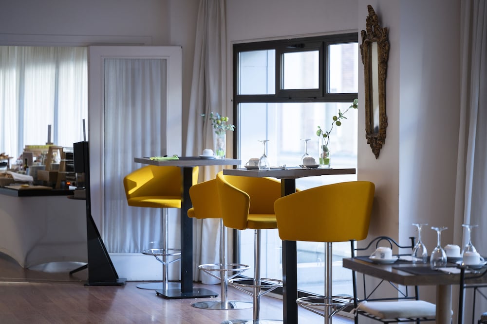 Фото Barceló León Conde Luna