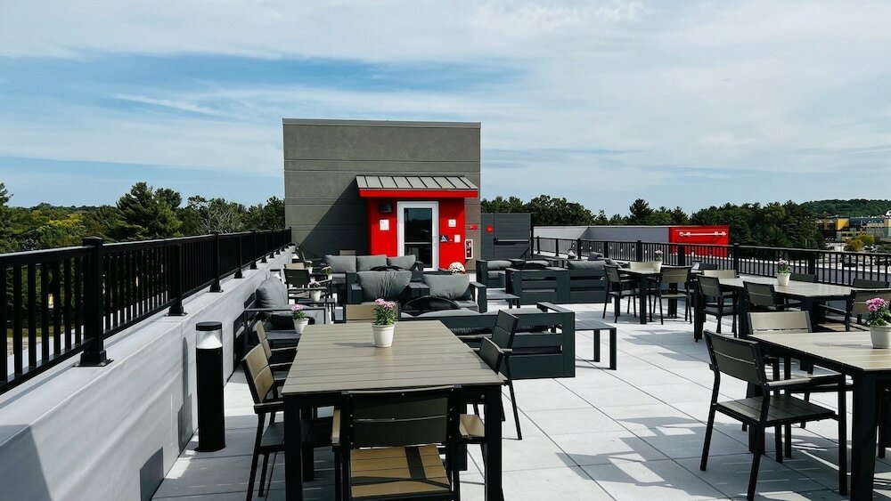 Фото Avid Hotels Lake Delton Dells Area, an Ihg Hotel