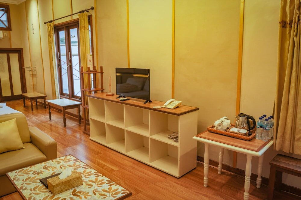 Фото Hotel Gradia 2