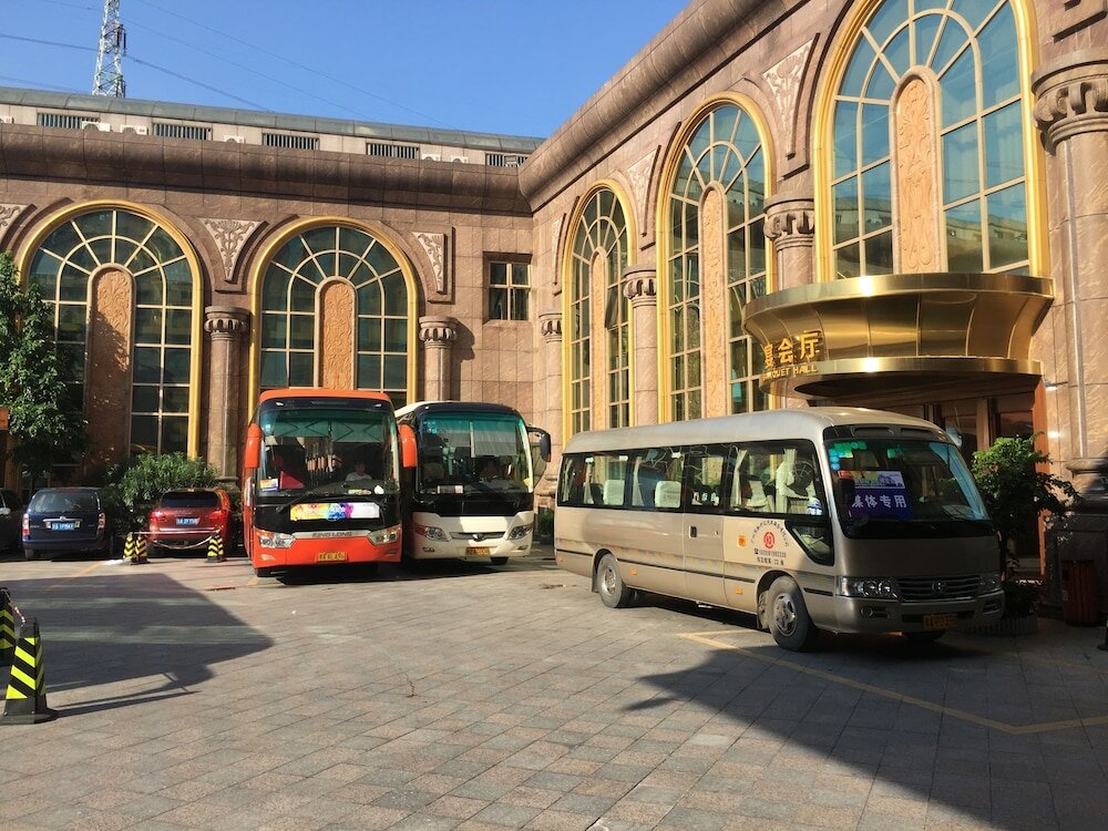 Фото отеля 2