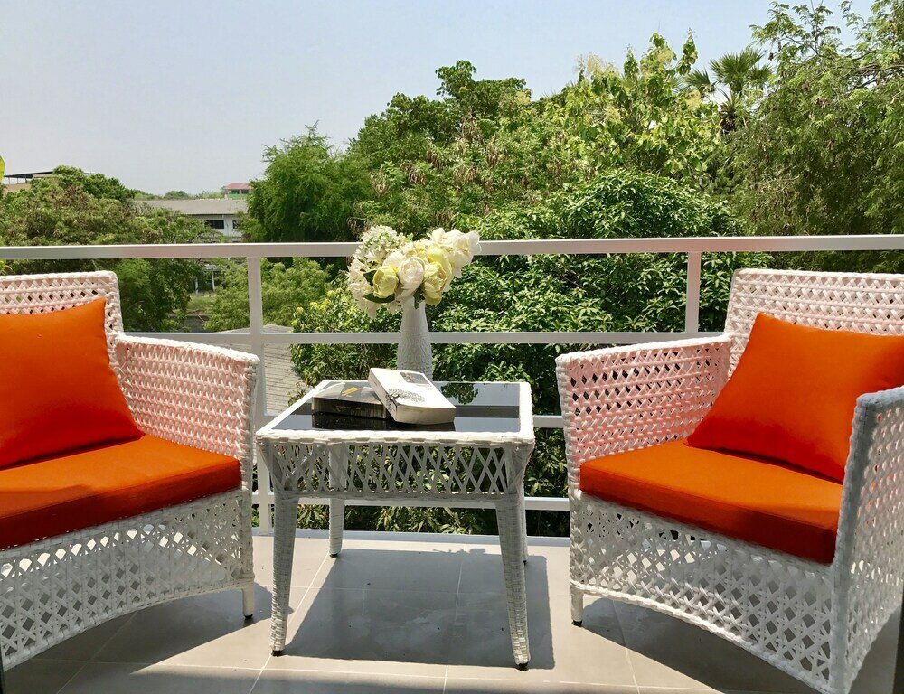 Фото The Beach Cha Am Guest House