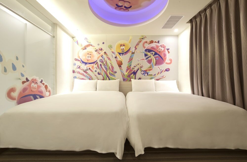 Фото Whoops Hotel