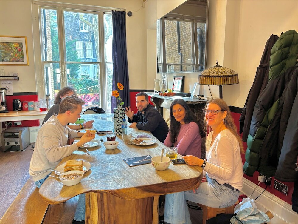 Фото Saint James Backpackers