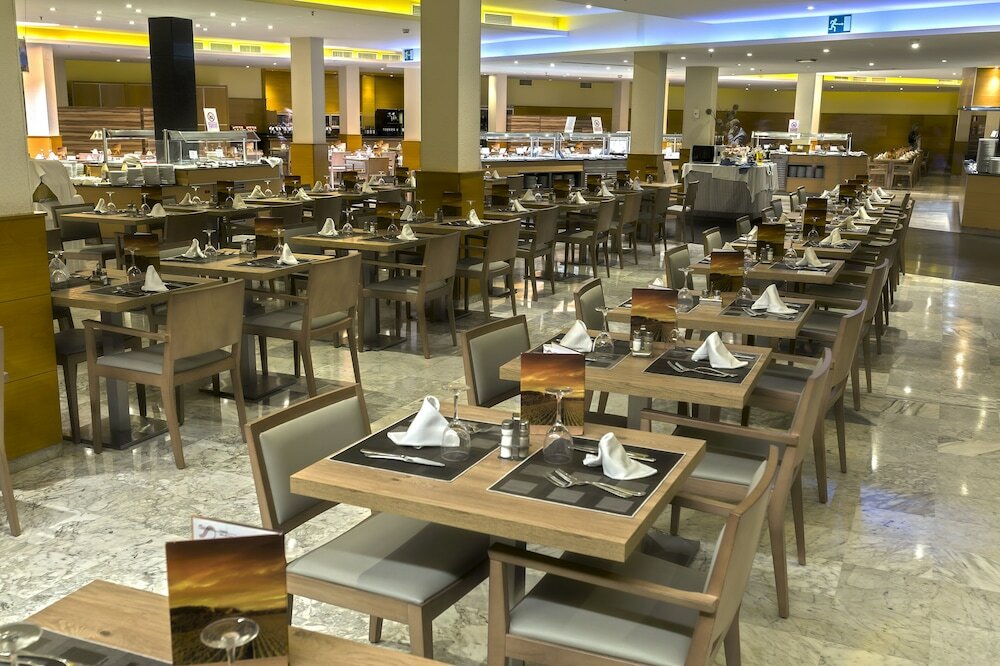 Фото Hotel Madeira Centro