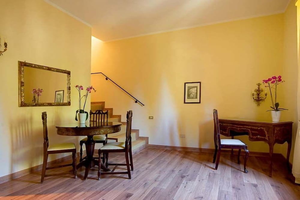 Фото Hotel La Badia di Orvieto