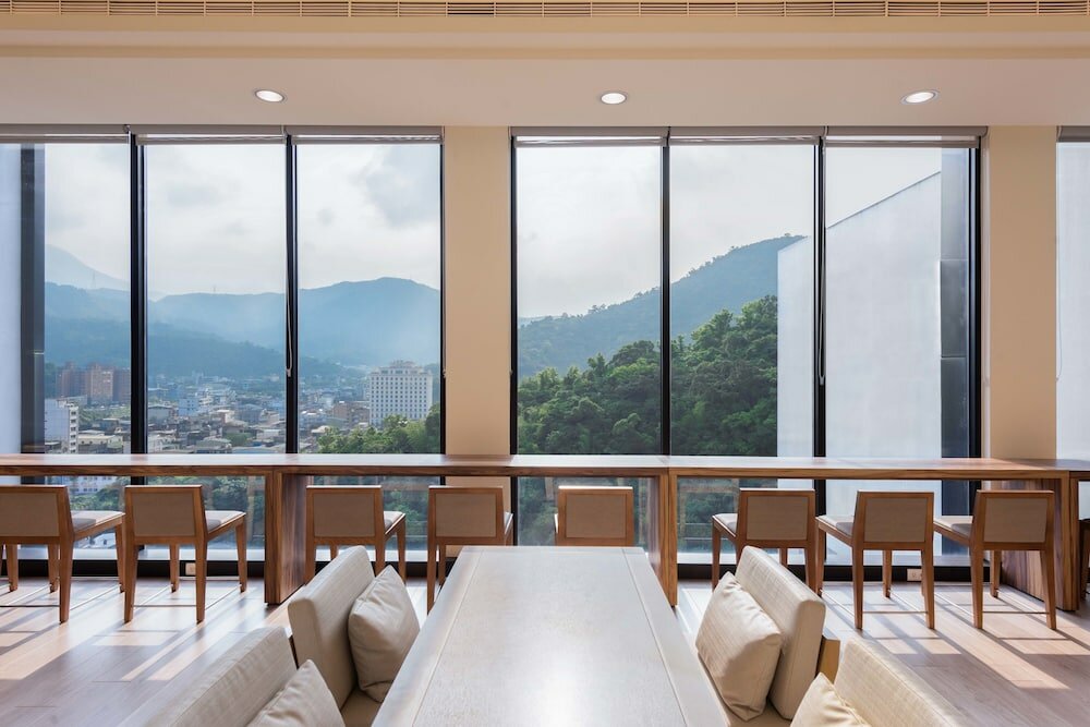 Фото Lakeshore Hotel Suao