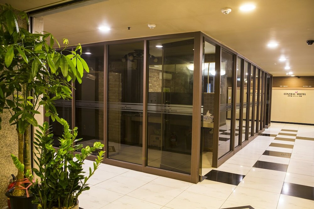 Фото Central Hotel