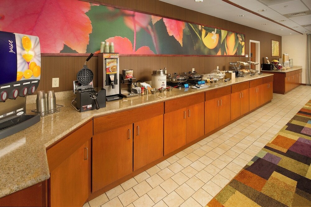 Фото Fairfield Inn & Suites by Marriott Waco North