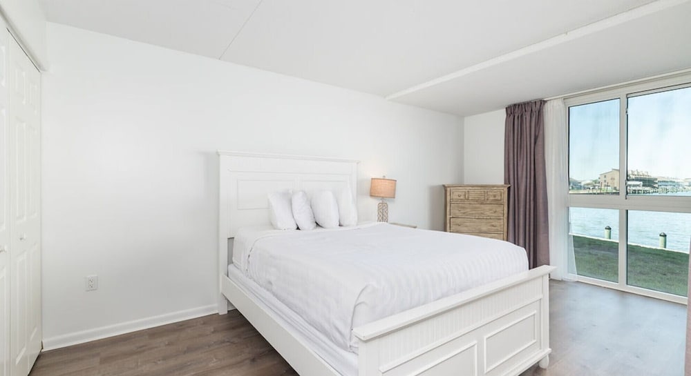 Фото Bay Club Resort by Coolvacay