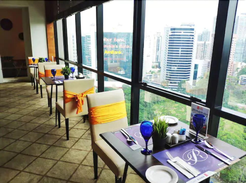 Фото Pacific Regency Hotel Suites