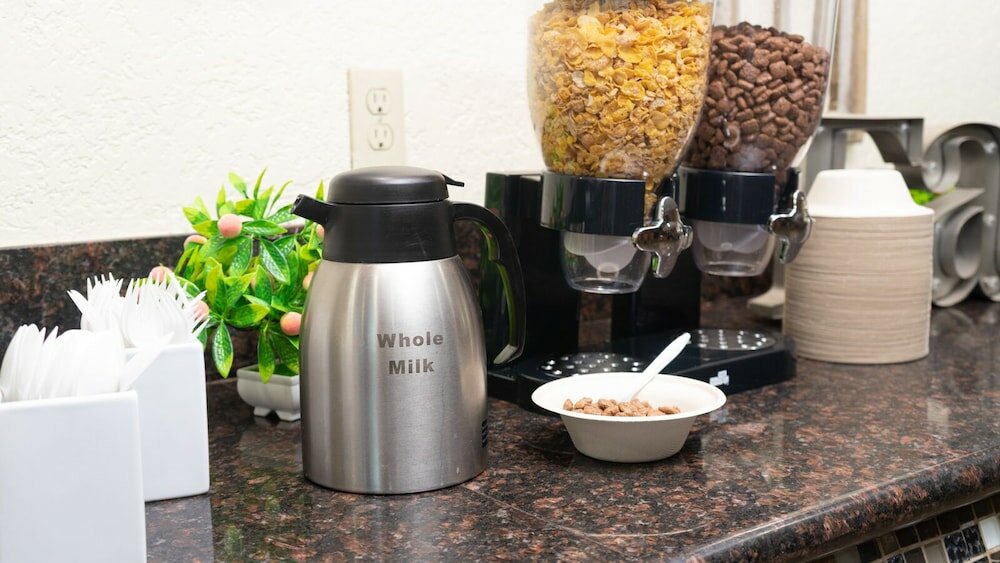 Фото Hotel Baja San Diego - A Boutique Hotel