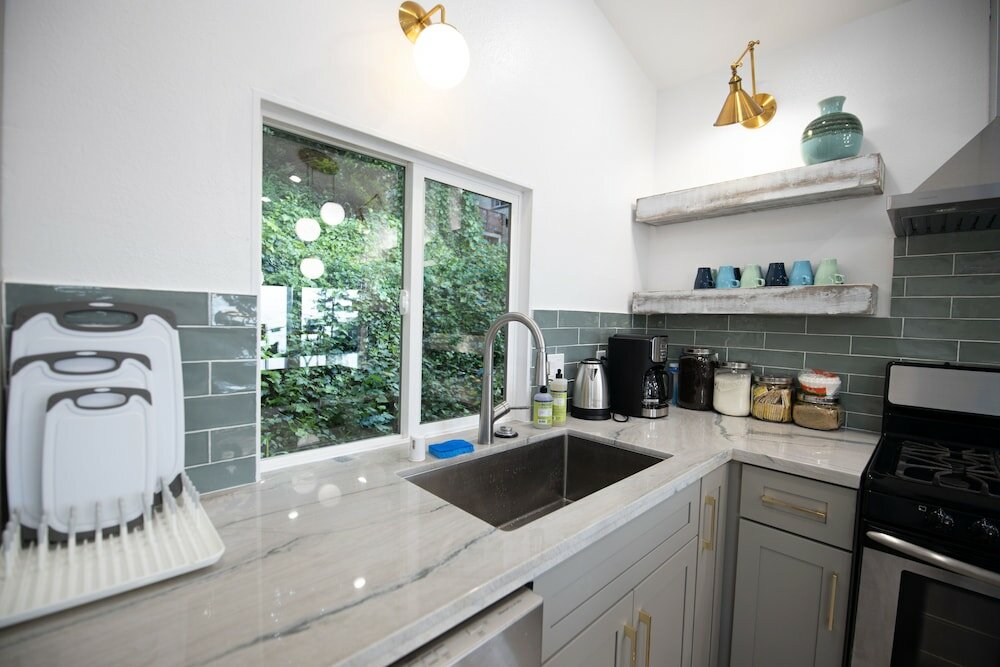 Фото Marbella Lane Pedro Point Beach House with Hot Tub