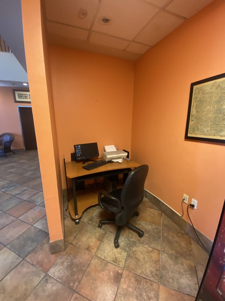 Фото Tahitian Inn