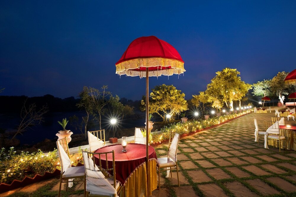 Фото Hotel Bundelkhand Riverside
