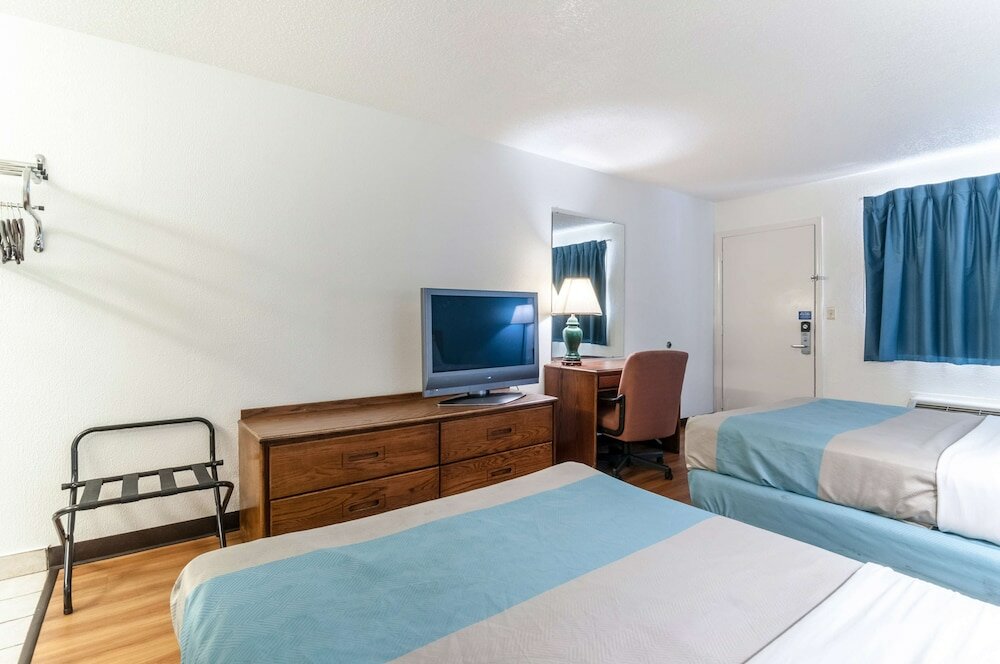 Фото Motel 6 Southgate, Mi - Detroit