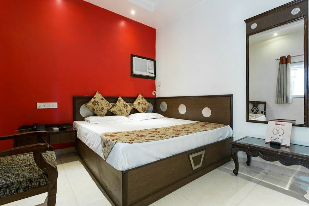 Фото Hotel Amax Inn