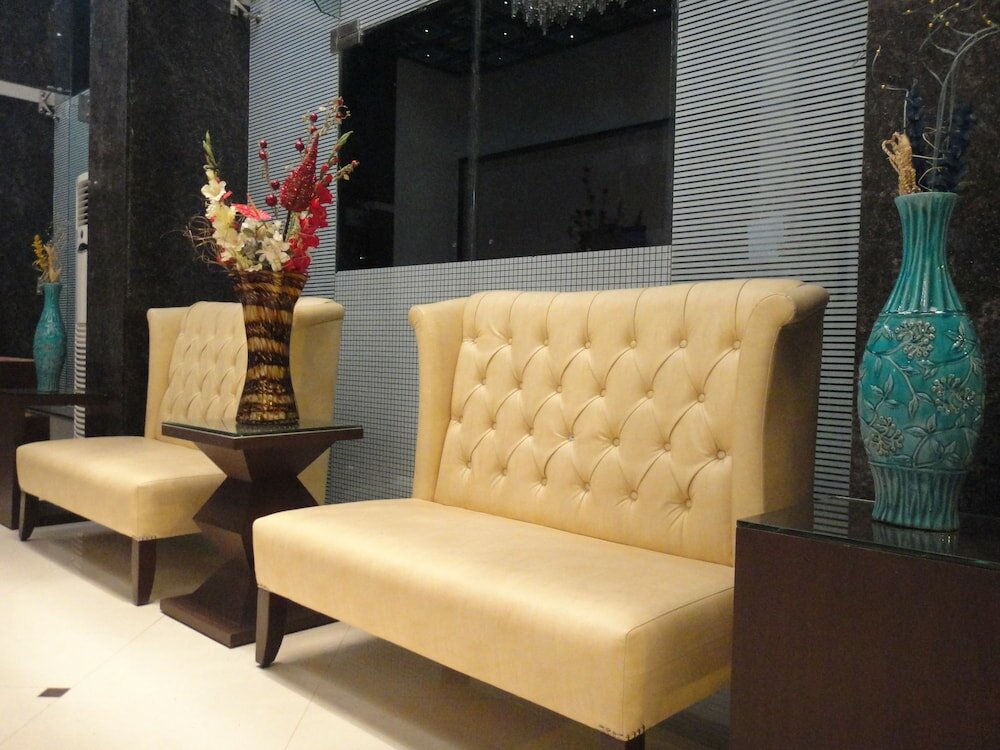 Фото Hotel Orbit