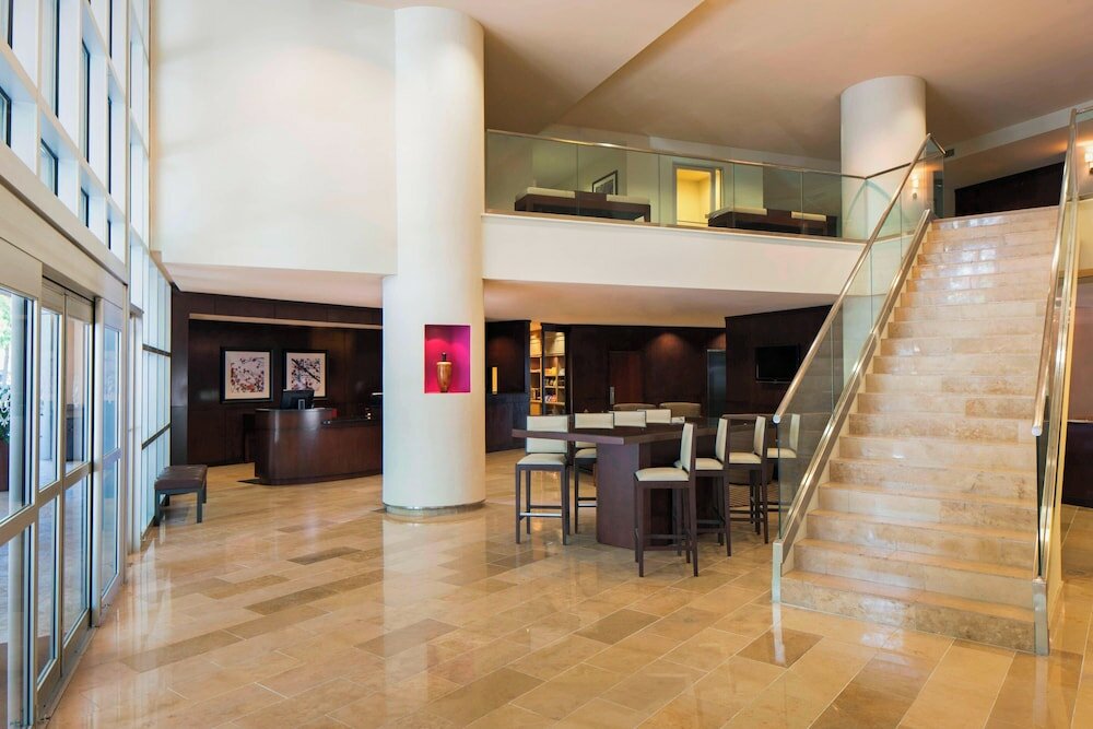 Фото Sheraton Metairie - New Orleans Hotel