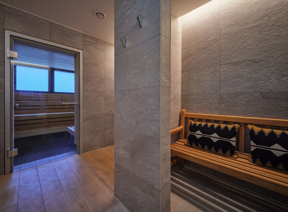 Фото Adina Apartment Hotel Wiesbaden