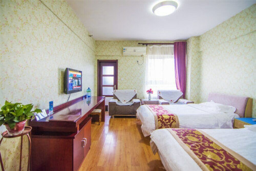 Фото Xian Golden Tree Business Hotel