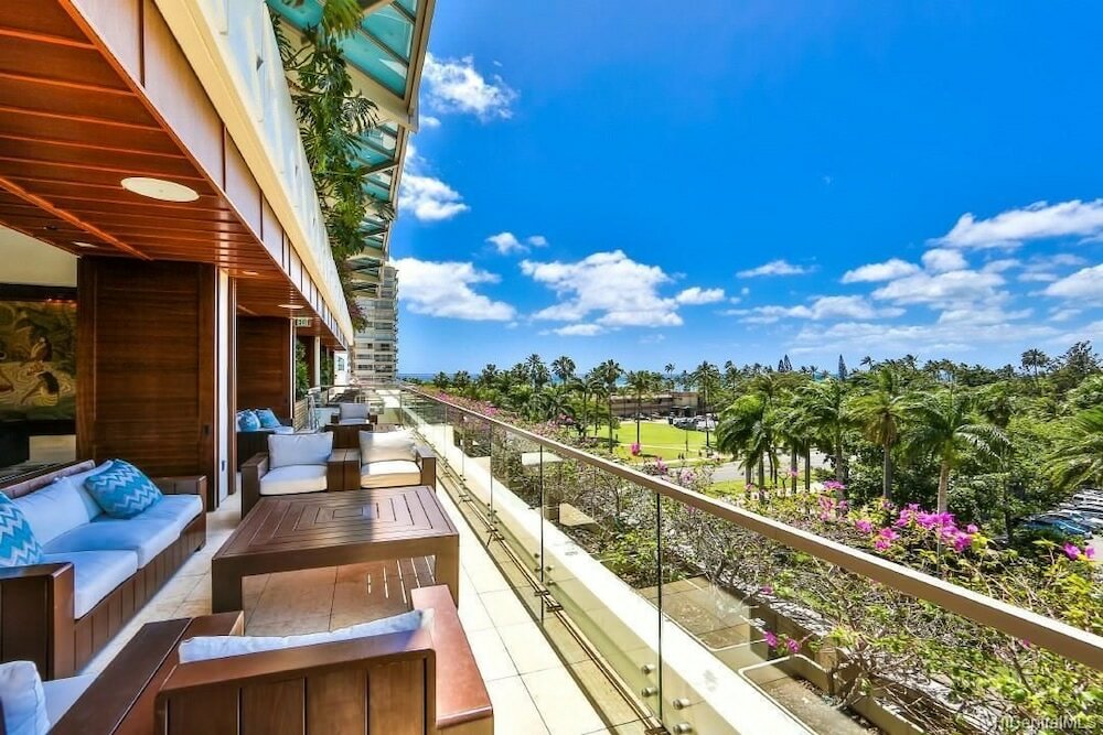 Фото Jet Luxury @ The Trump Waikiki