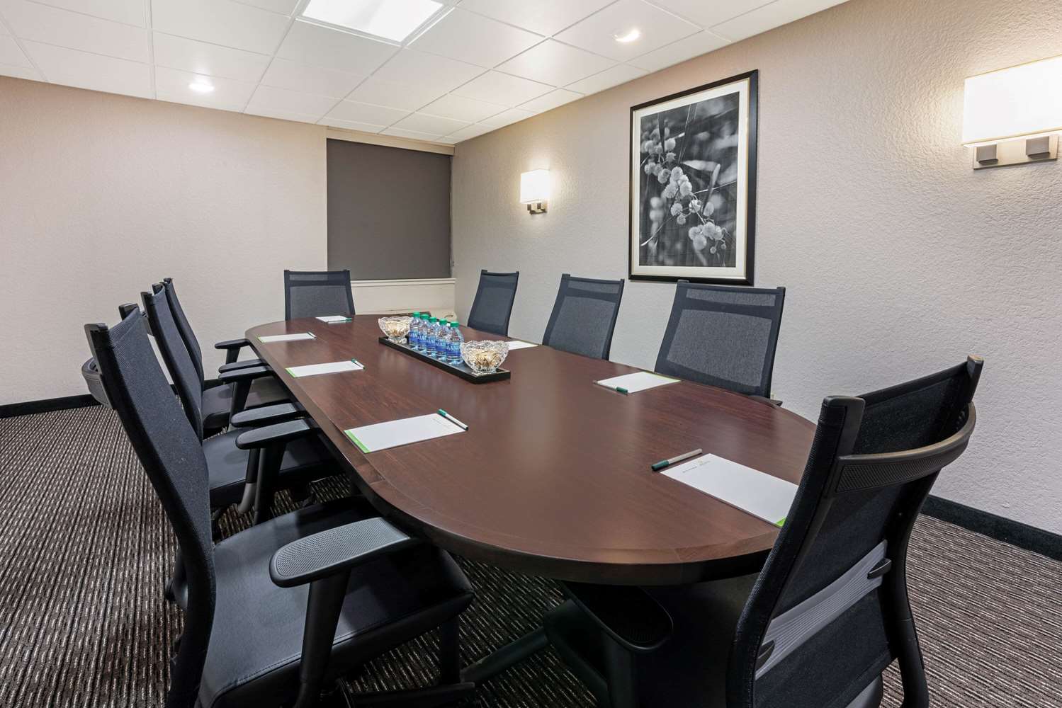 Фото La Quinta Inn & Suites by Wyndham Tacoma - Seattle