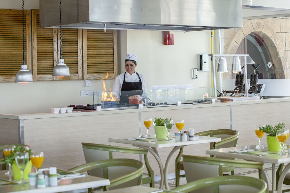 Фото Lordos Beach Hotel & SPA