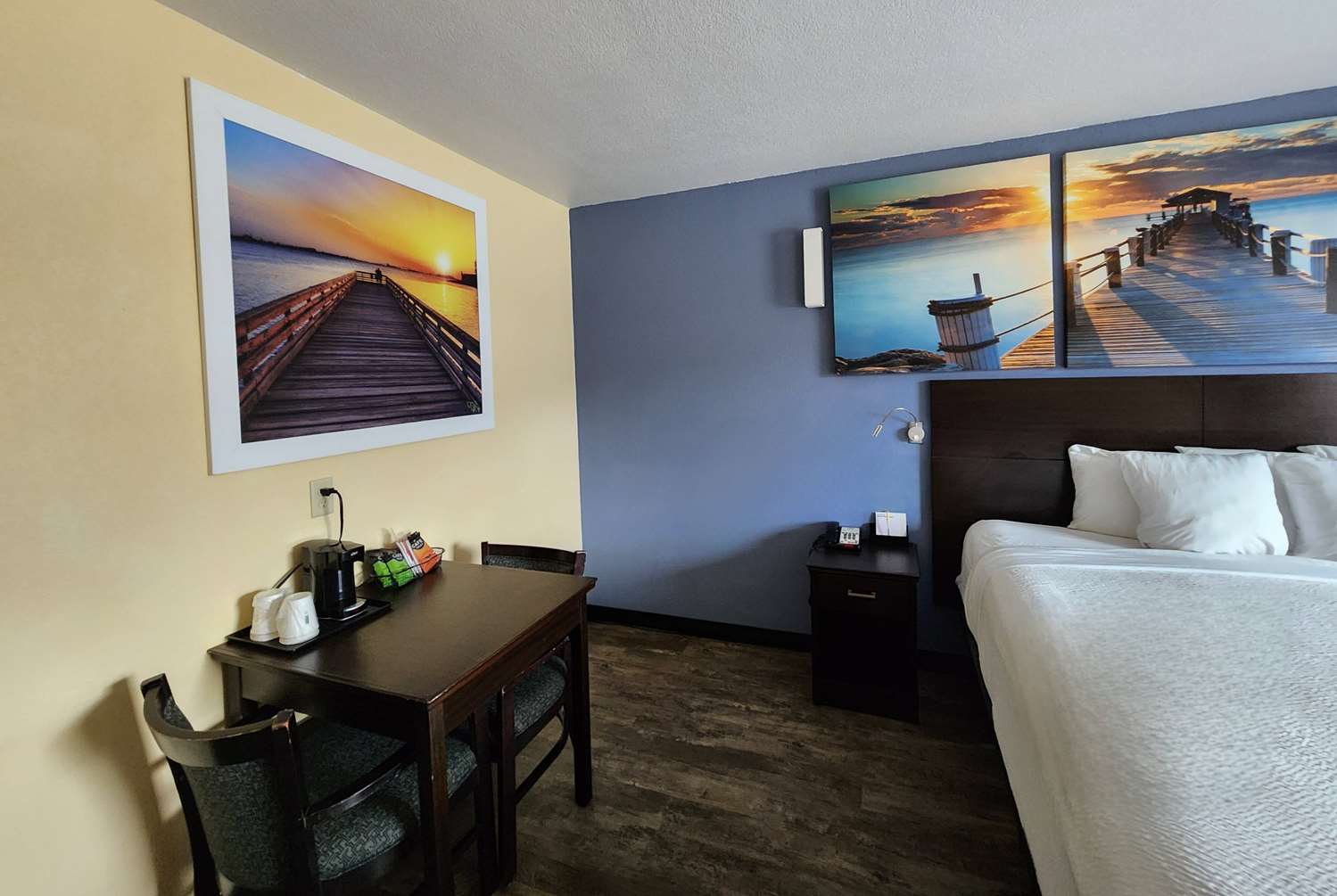 Фото Days Inn by Wyndham New Orleans Pontchartrain